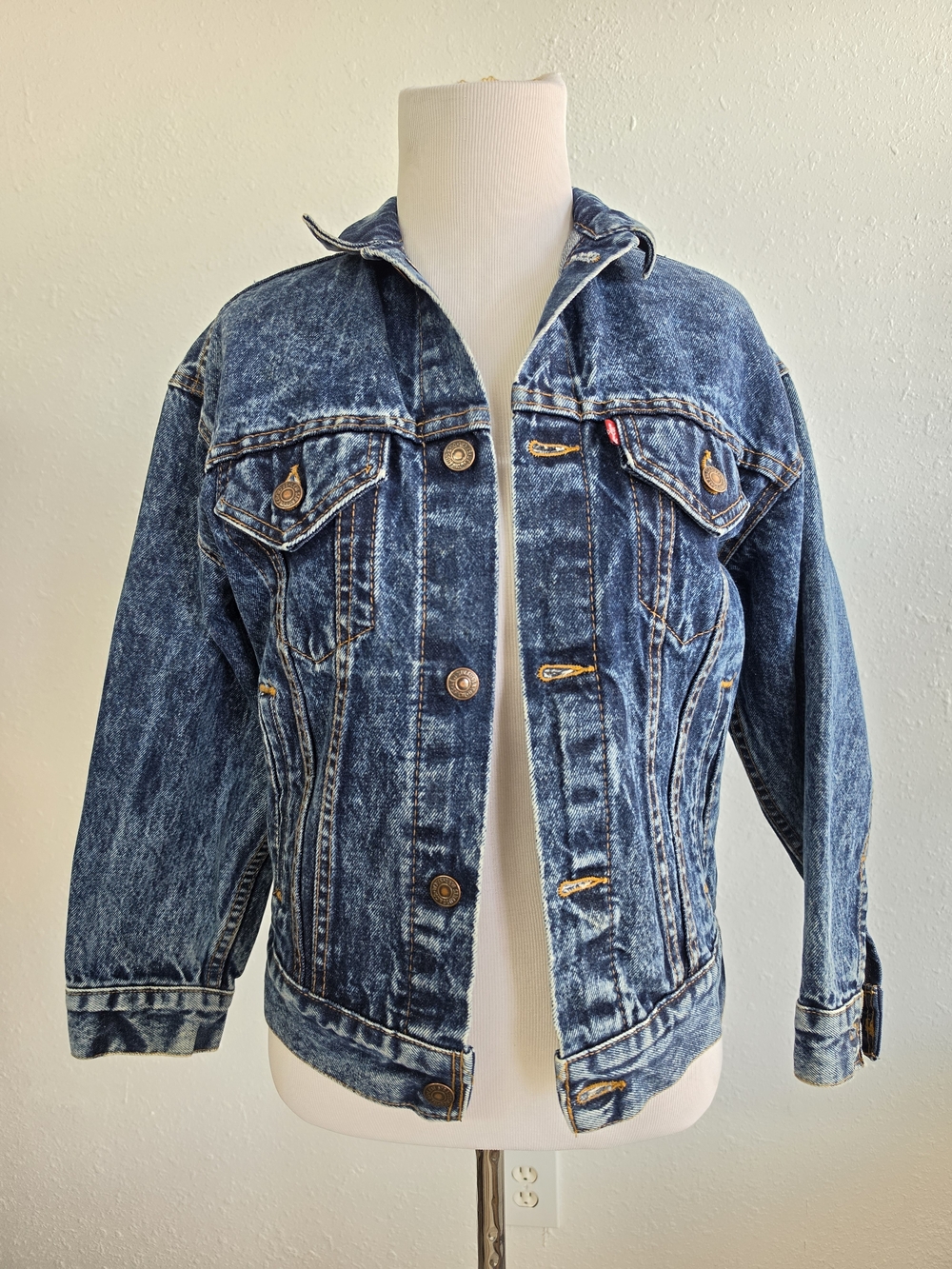 Vintage 80s Levi’s 57508-1109 Acid Wash Denim Trucker Jacket Youth M USA